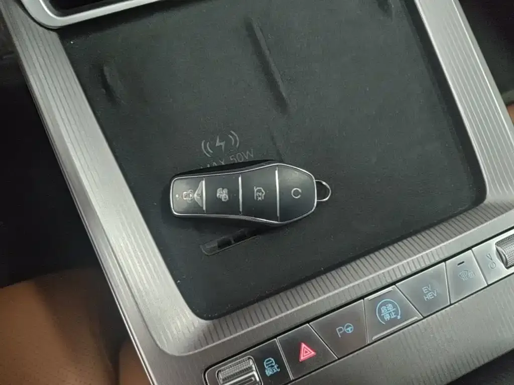 BYD Han L 2025 из CN, фото 7