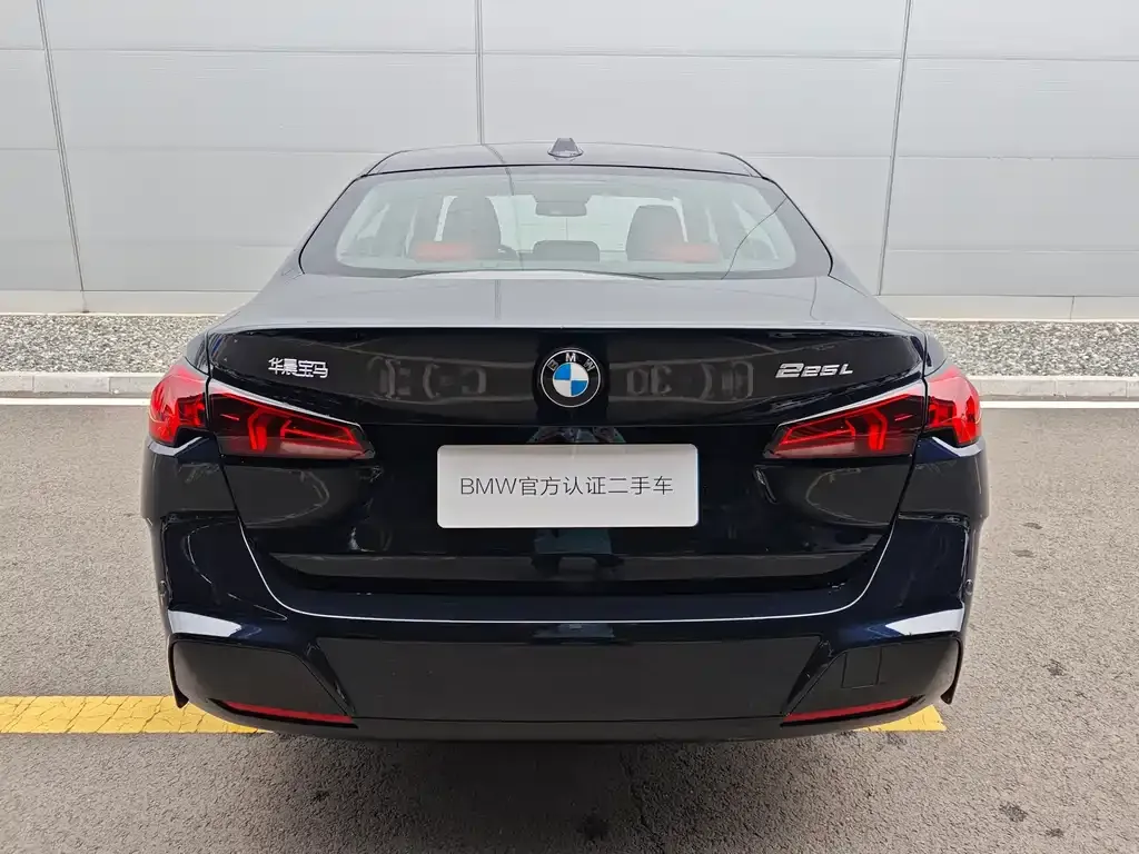 BMW 2 Series 2025 из CN, фото 3