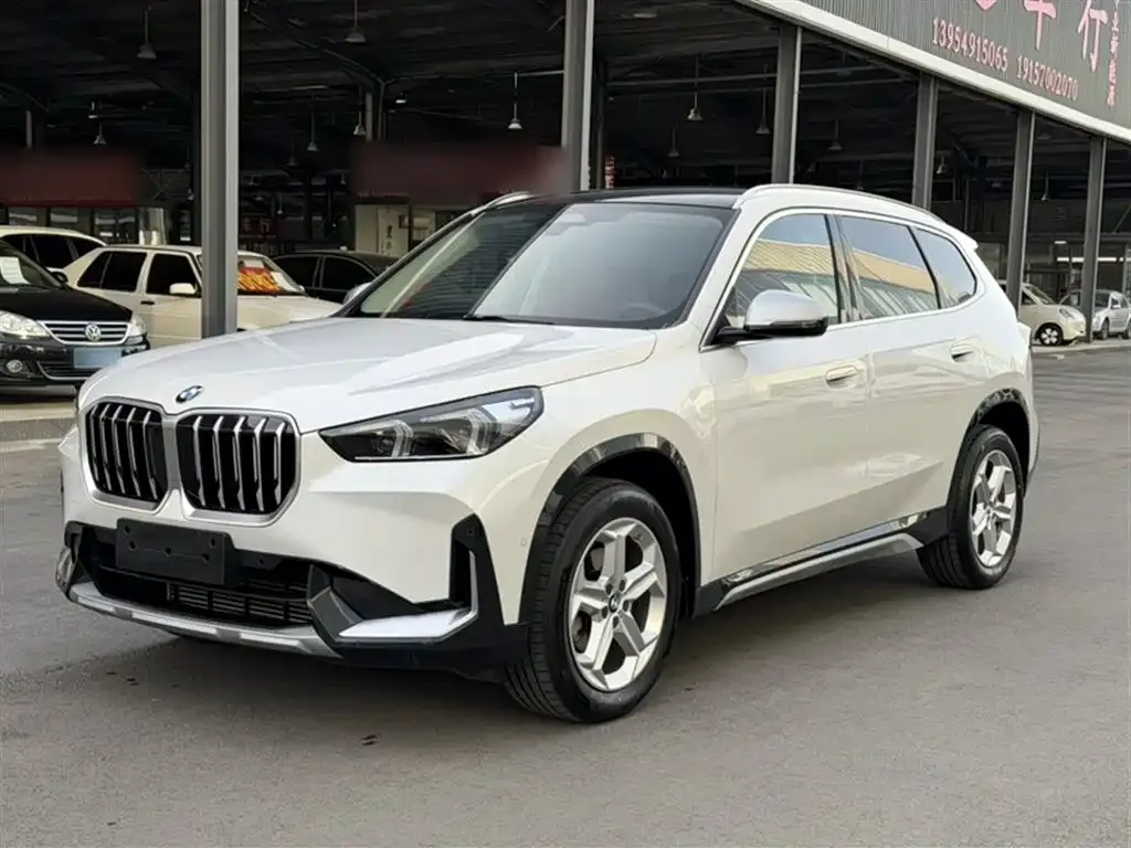 BMW X1 — фото 10