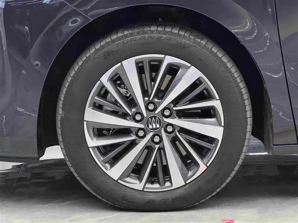 Buick GL8 Hybrid — фото 7
