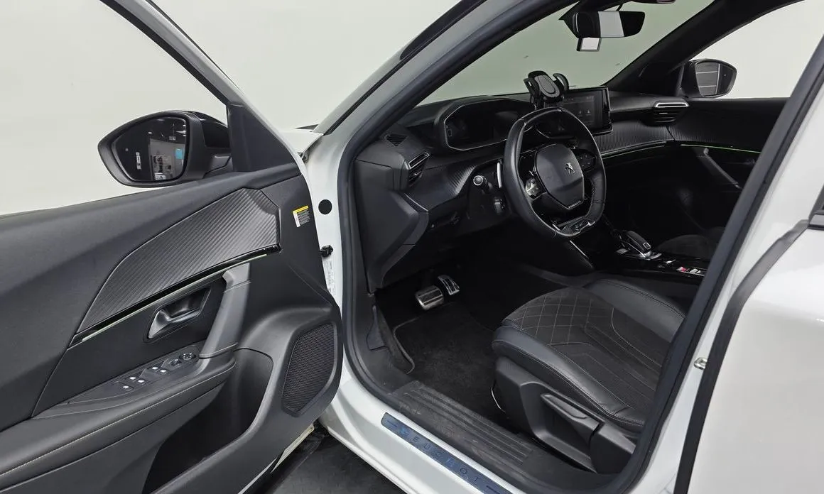 Peugeot 2008 2021 из KR, фото 9