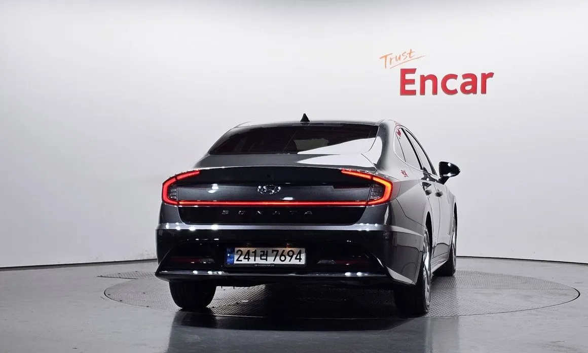 Hyundai Sonata 2022 из KR, фото 2