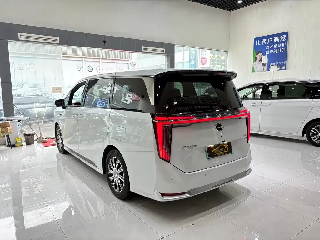 GAC Motor Trumpchi M8 — фото 5