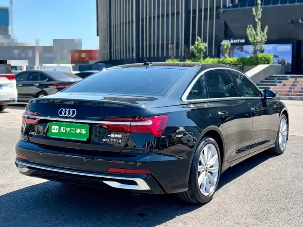 Audi A6L — фото 4