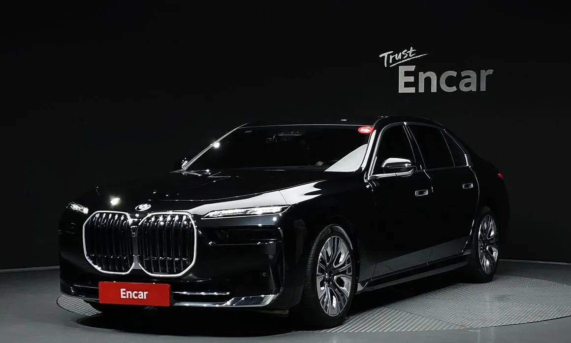 BMW 7-Series