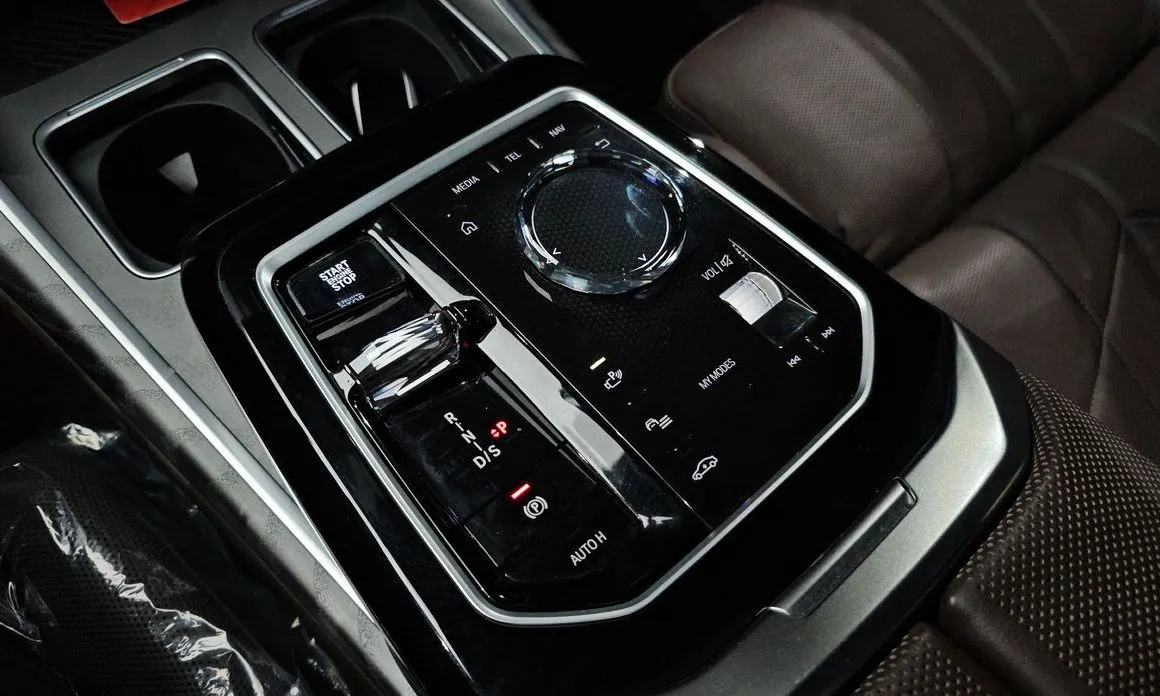 BMW 7-Series 2023 из KR, фото 7