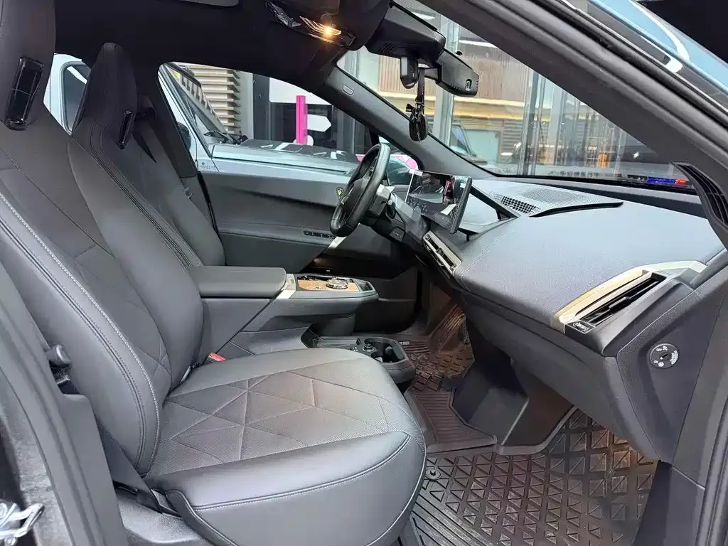 BMW iX 2023 из CN, фото 6