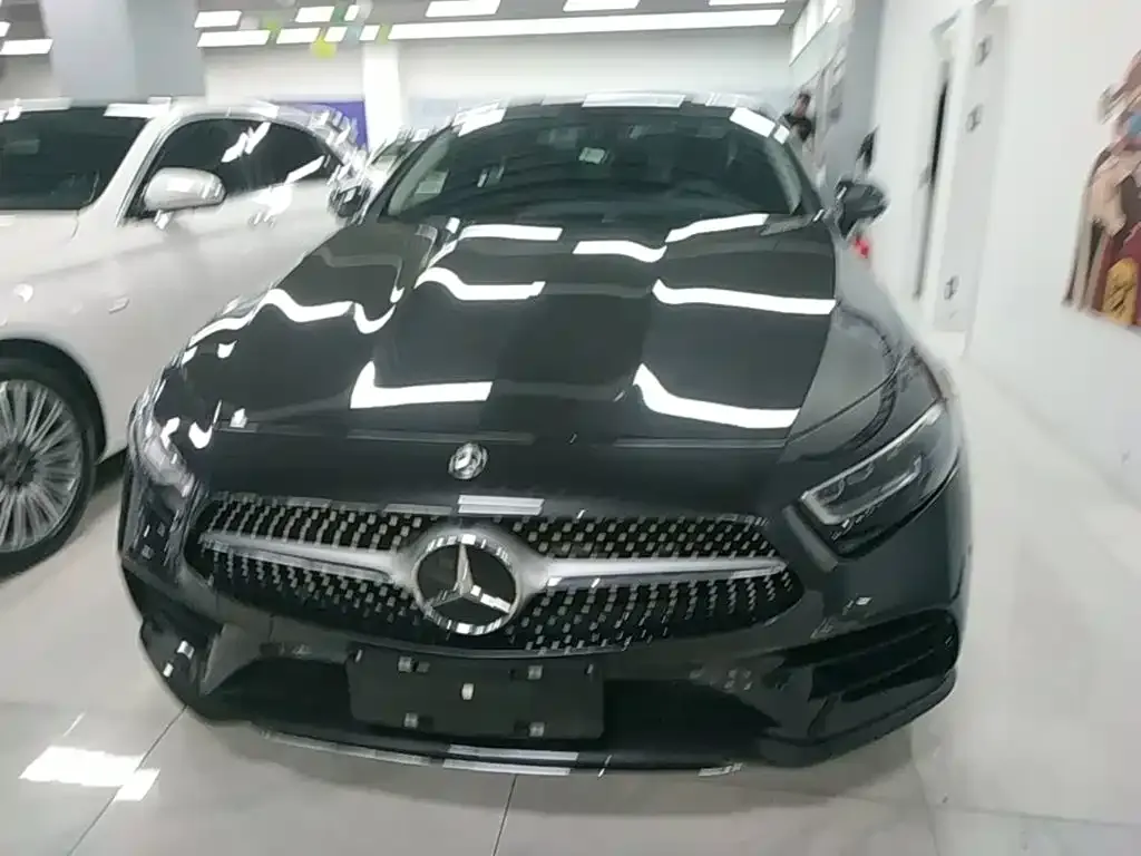 Mercedes-Benz CLS — фото 2