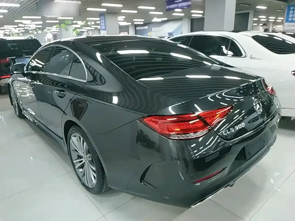 Mercedes-Benz CLS — фото 9