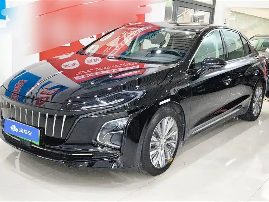 Hongqi E-QM5 — фото 1