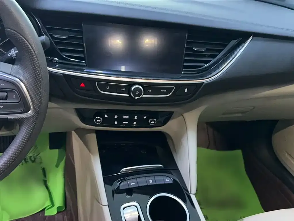Buick Regal — фото 2