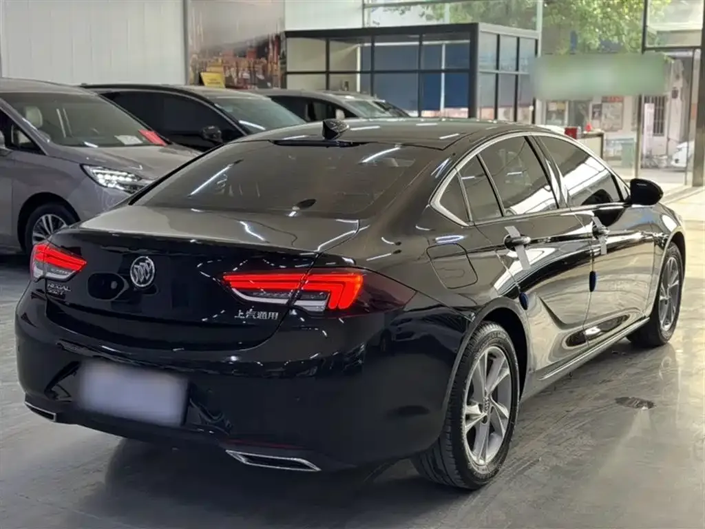 Buick Regal — фото 7