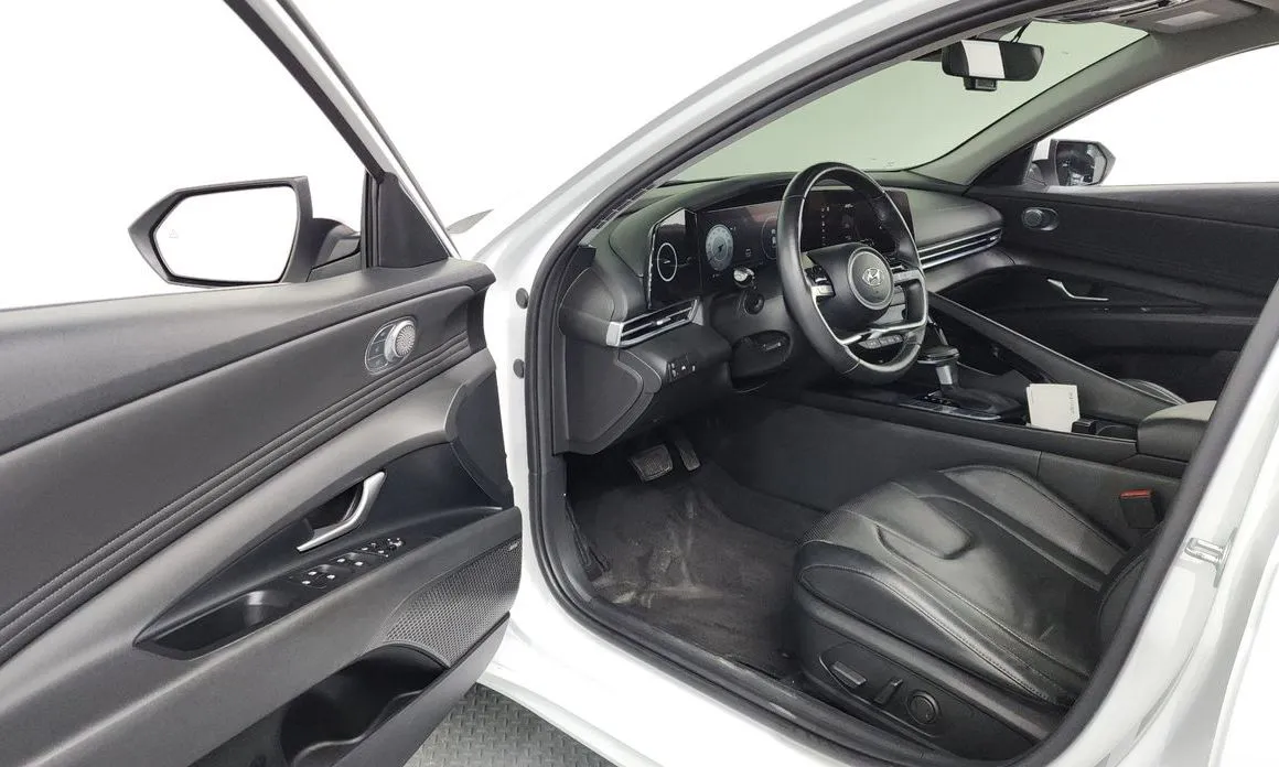 Hyundai AVANTE 2023 из KR, фото 9