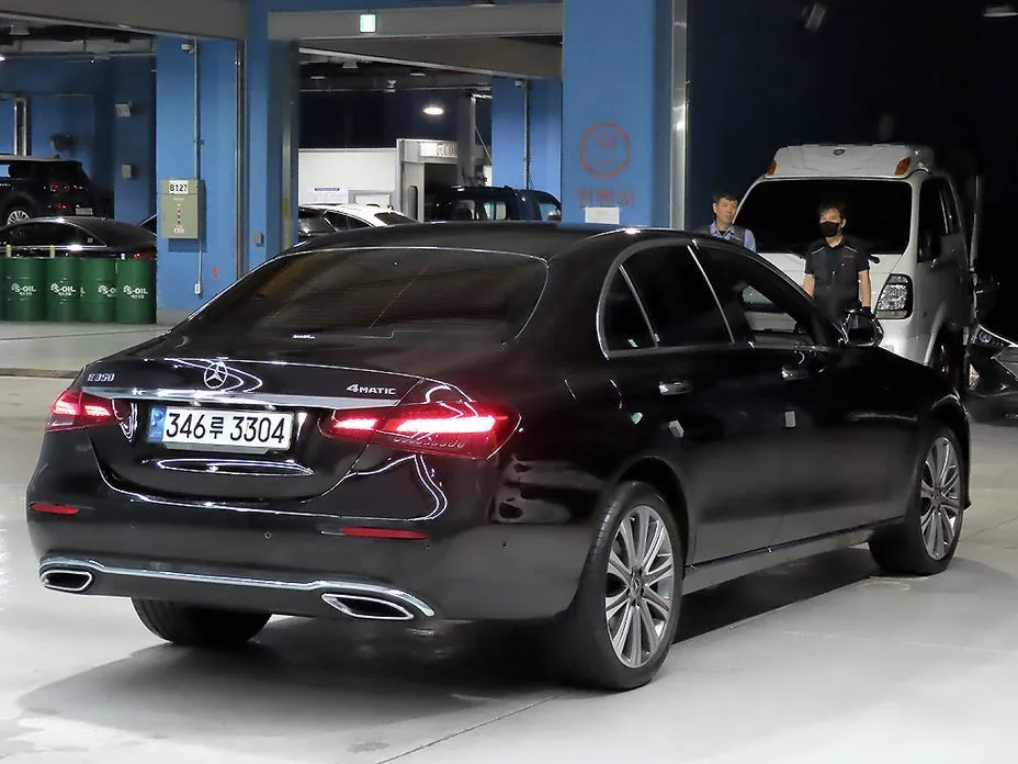 Mercedes-Benz E-Class 2023 из KR, фото 5