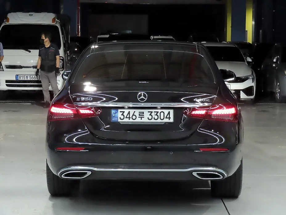 Mercedes-Benz E-Class 2023 из KR, фото 8