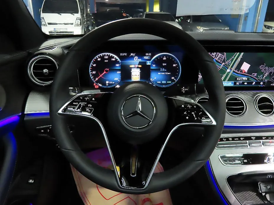Mercedes-Benz E-Class 2023 из KR, фото 6