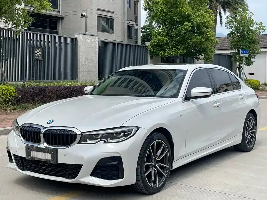 BMW 3 Series — фото 1