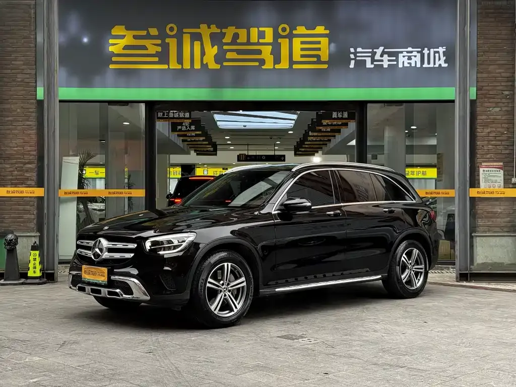 Mercedes-Benz GLC — фото 1
