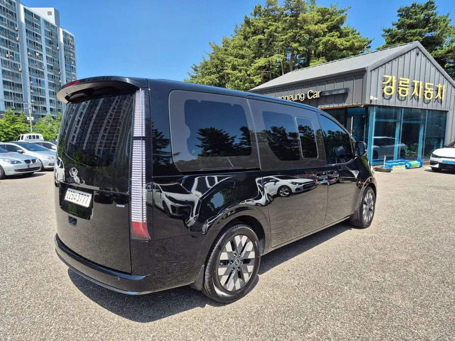 Hyundai Staria 2023 из KR, фото 9