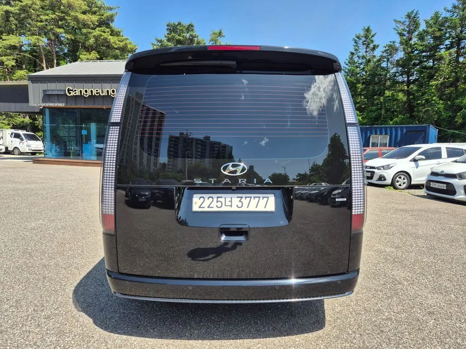 Hyundai Staria 2023 из KR, фото 10