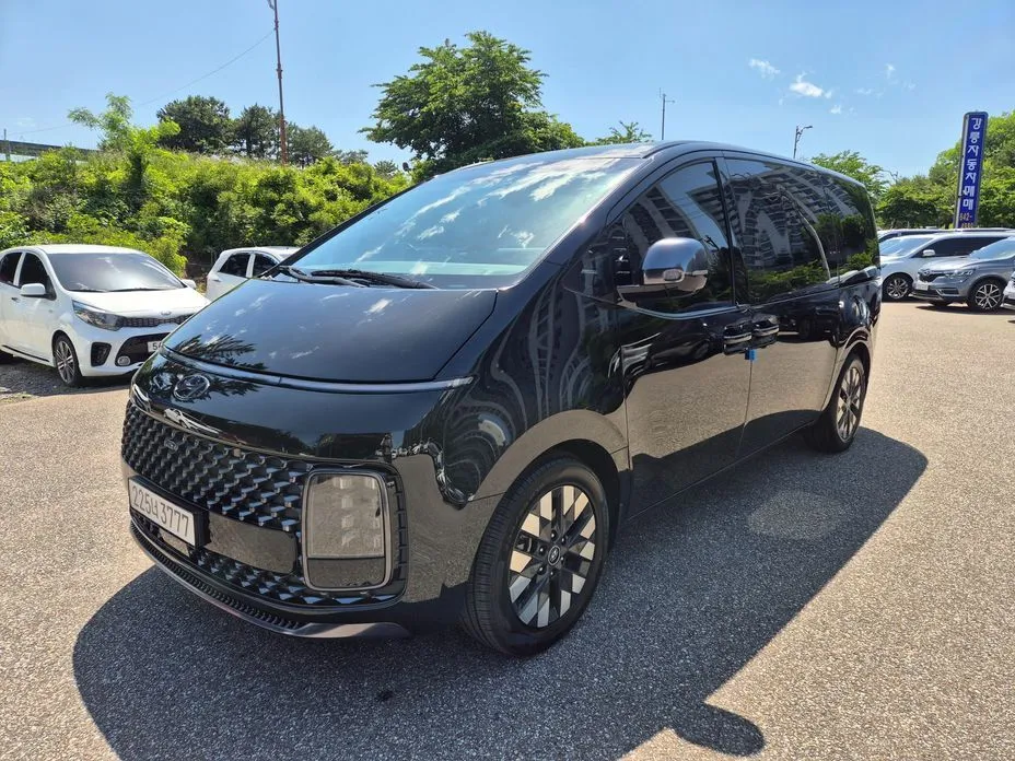 Hyundai Staria 2023 из KR, фото 8