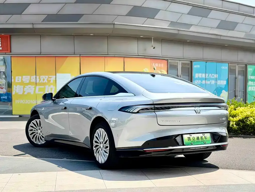 Buick Electra L7 2025 из CN, фото 6
