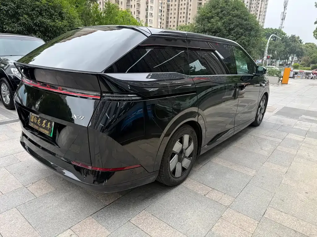 XPeng X9 2024 из CN, фото 6