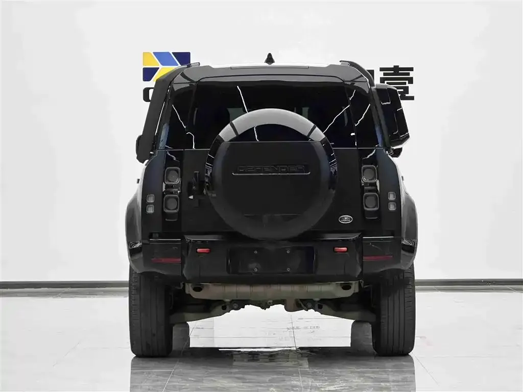 Land Rover Defender — фото 2
