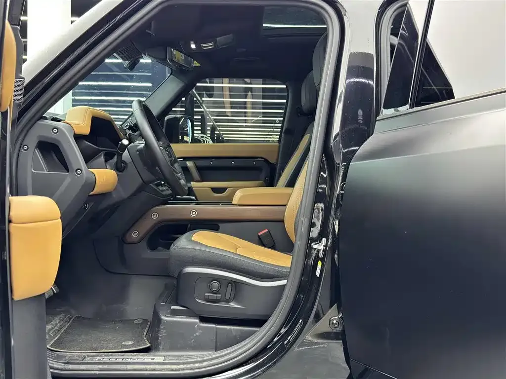 Land Rover Defender — фото 8
