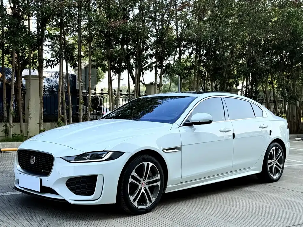 Jaguar XEL — фото 7