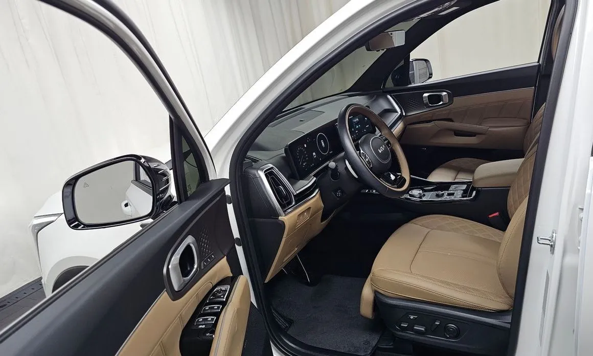 Kia Sorento — фото 8