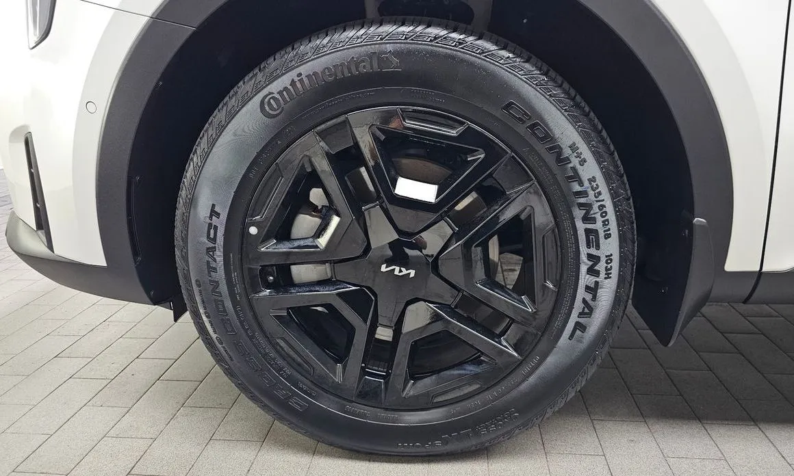 Kia Sorento — фото 4