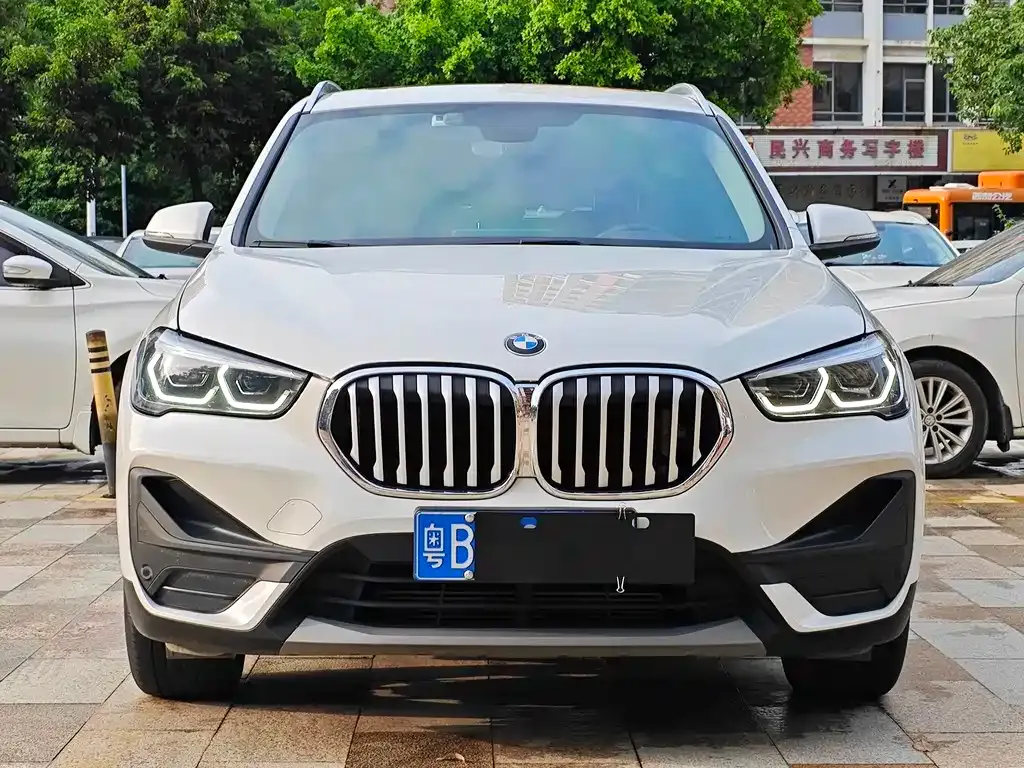 BMW X1 — фото 4