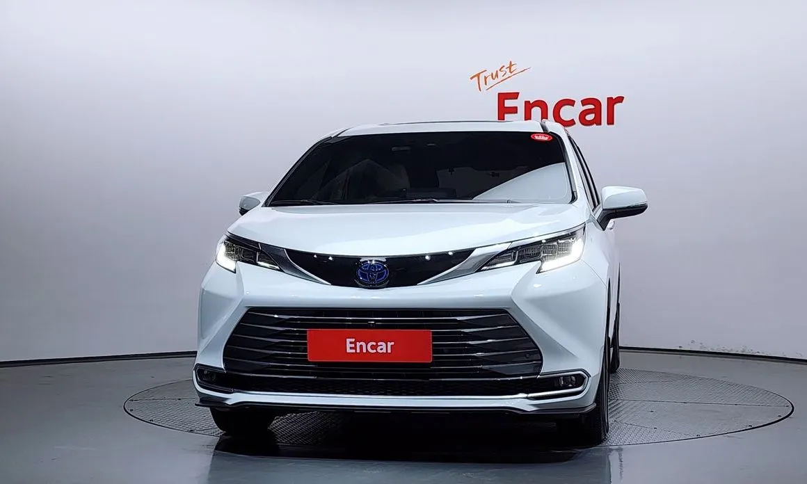 Toyota Sienna 2024 из KR, фото 3