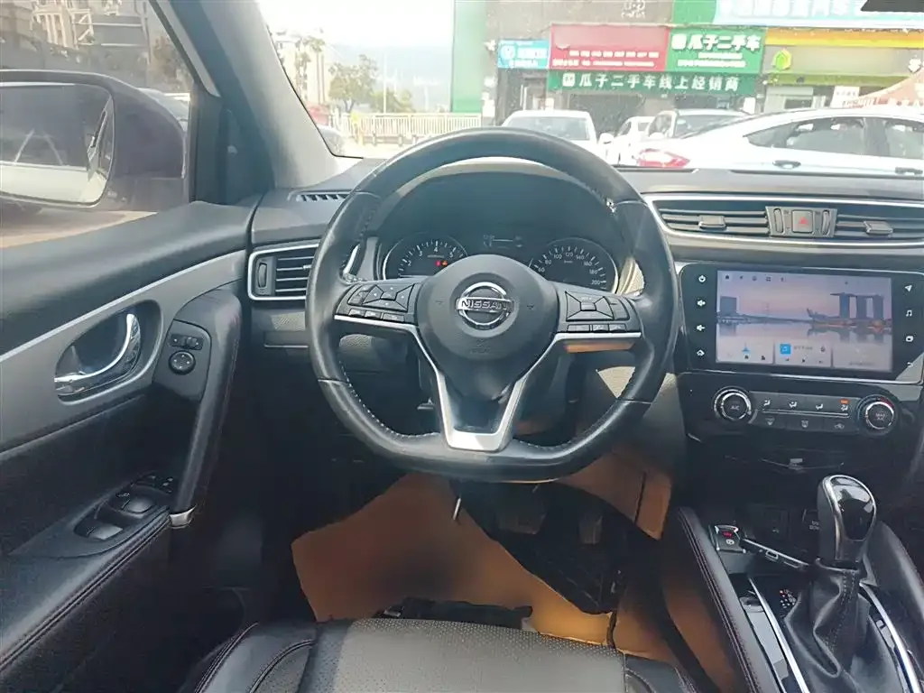 Nissan Qashqai — фото 9