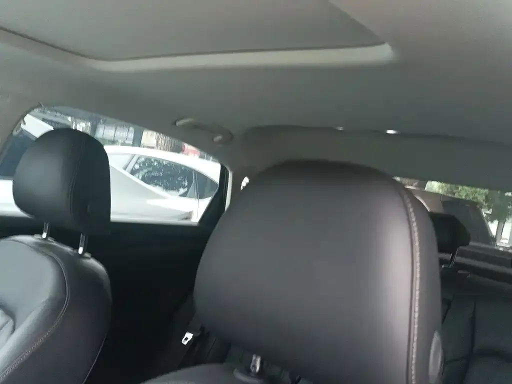 Volkswagen Passat 2021 из CN, фото 8