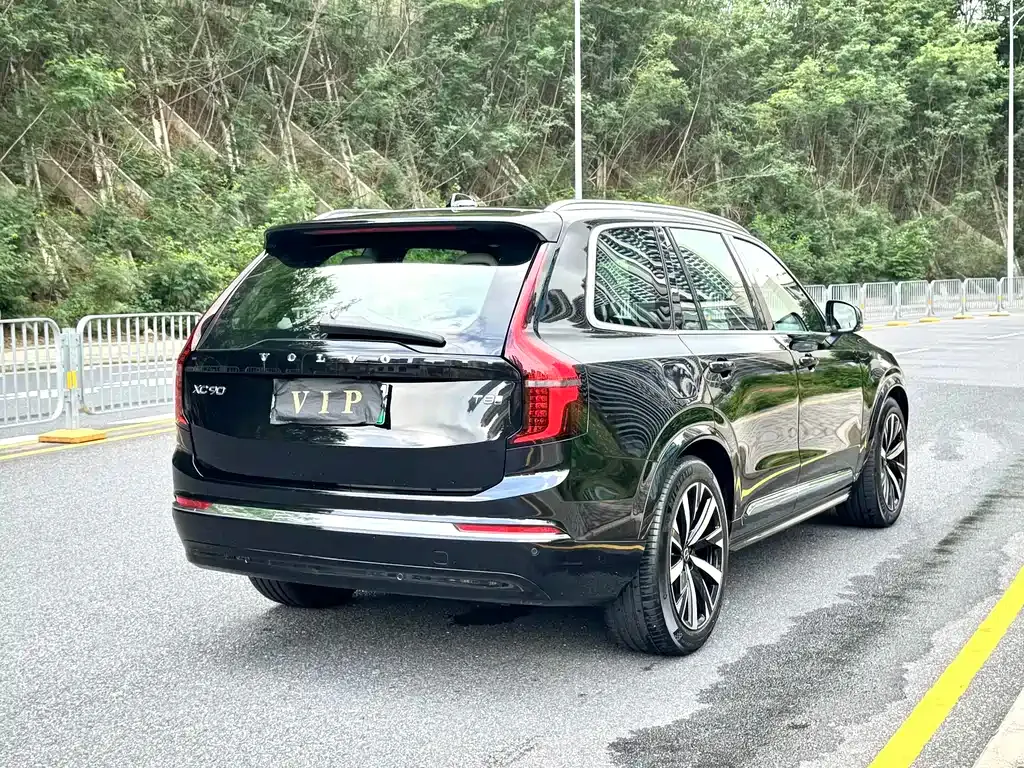 Volvo XC90 PHEV 2025 из CN, фото 3