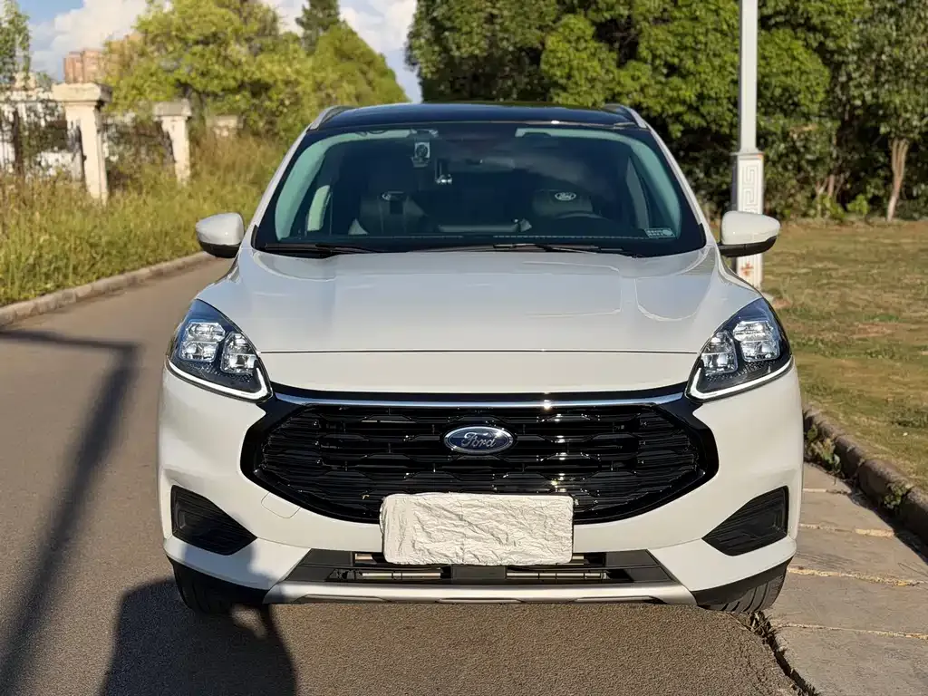 Ford Escape 2024 из CN, фото 6
