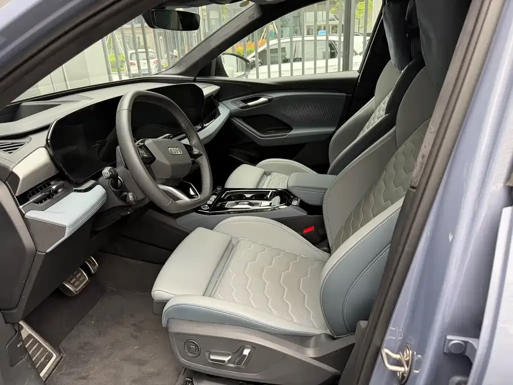 Audi Q6L e-tron 2025 из CN, фото 2
