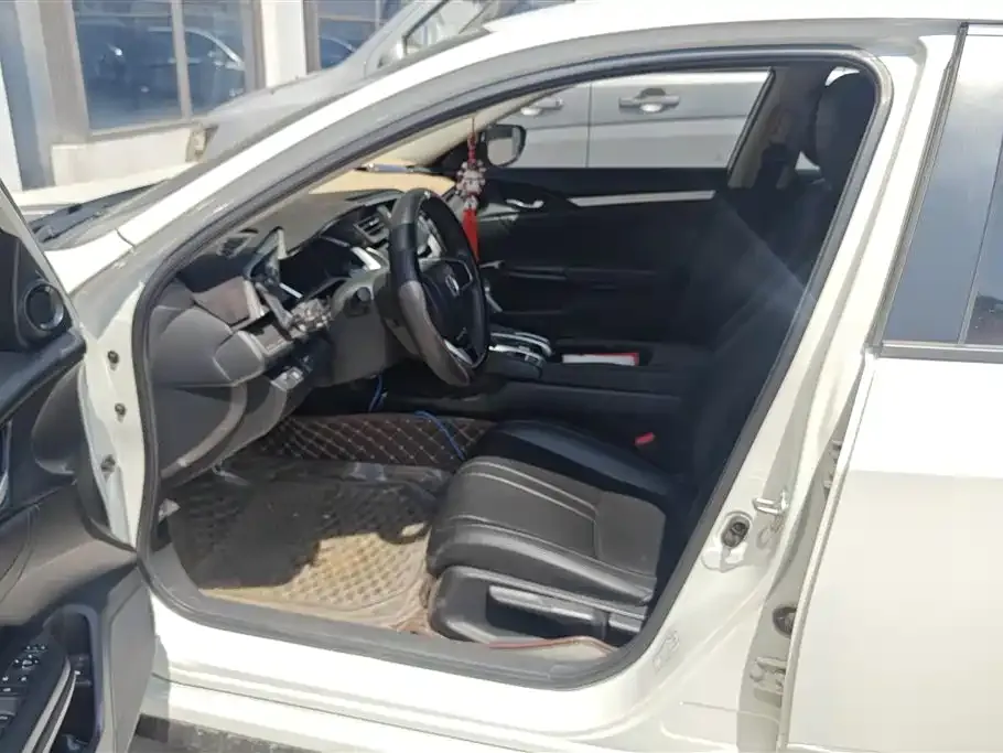Honda Civic — фото 5