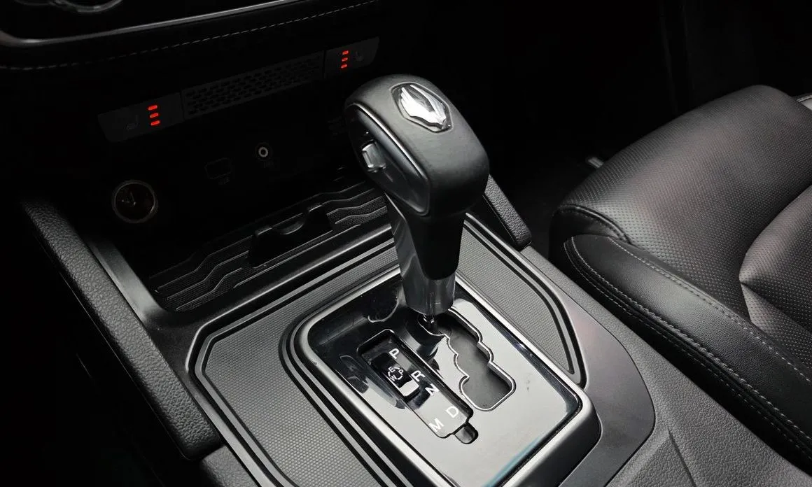 KG Mobility (Ssangyong) Rexton — фото 10