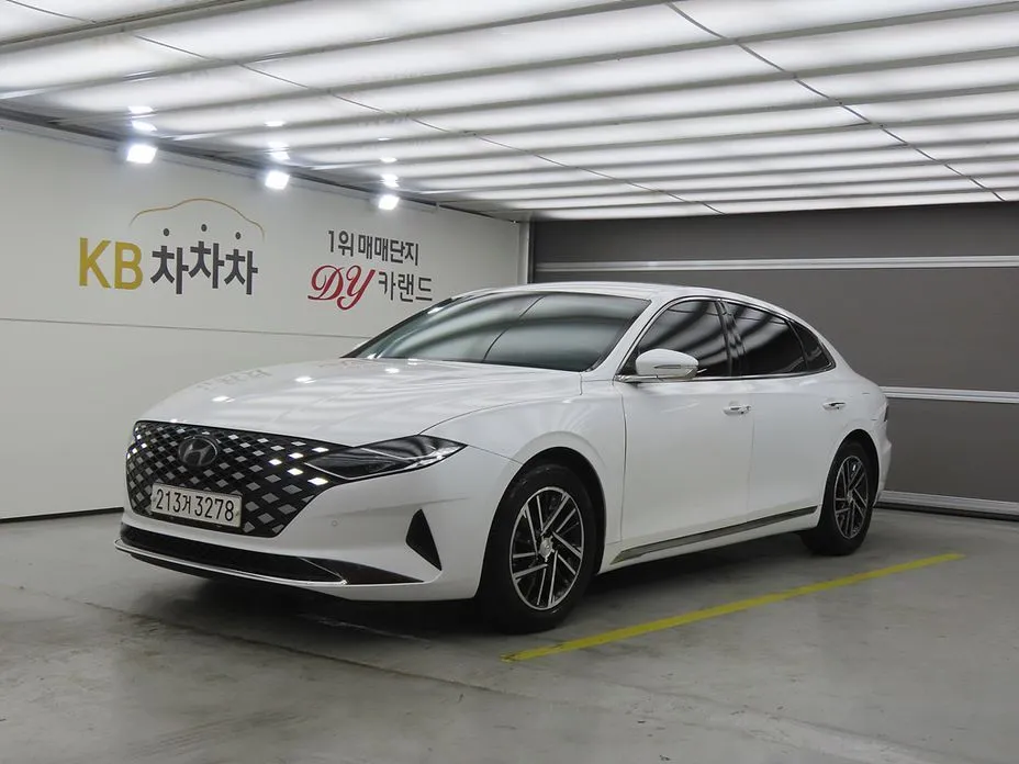 Hyundai Grandeur — фото 1