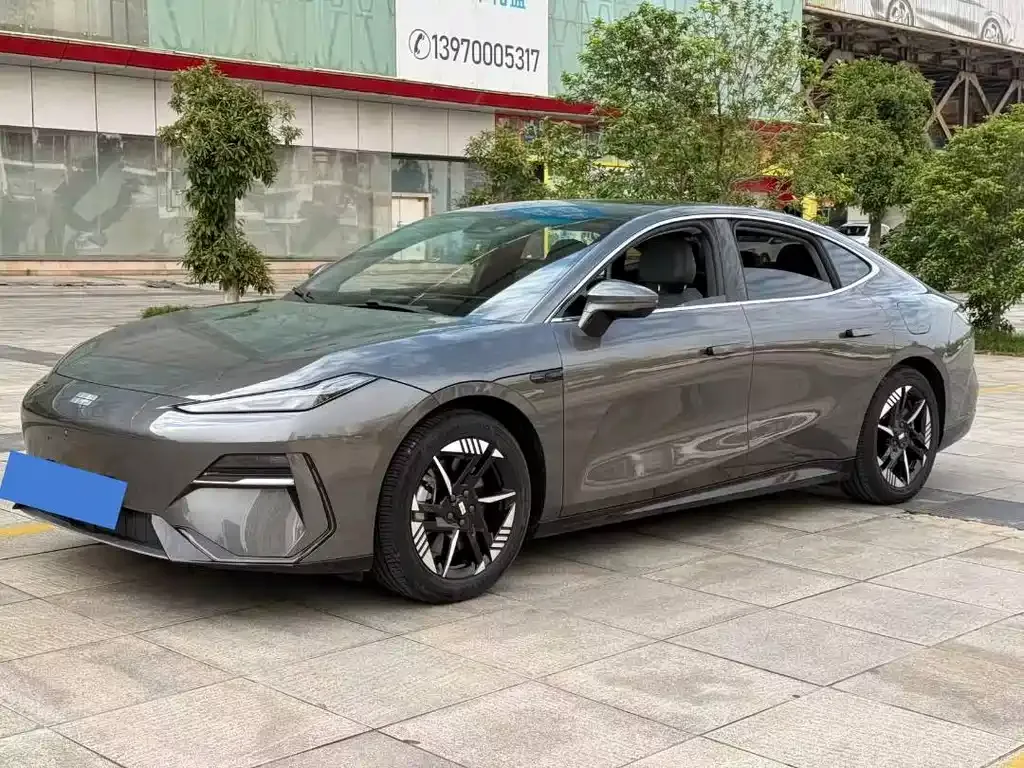 Geely Galaxy E8