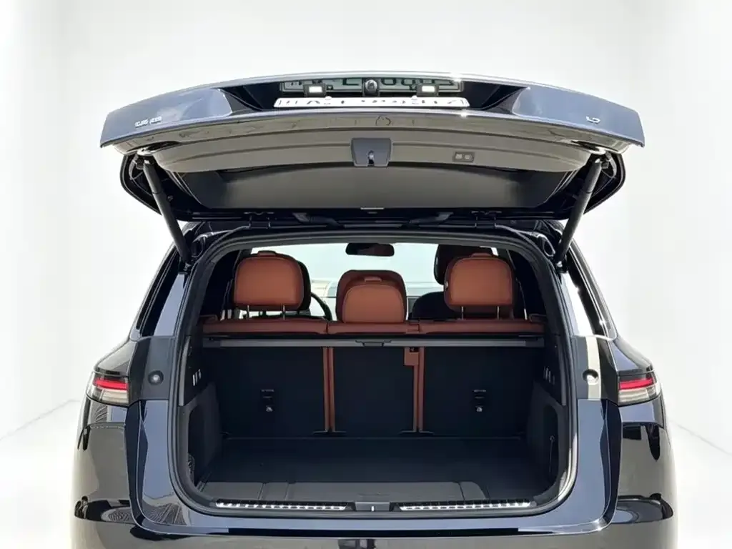 Li Auto L7 — фото 7