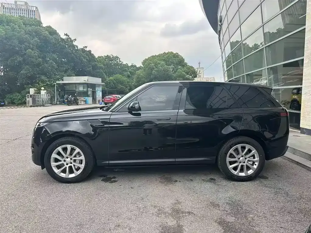 Land Rover Sport 2026 из CN, фото 7