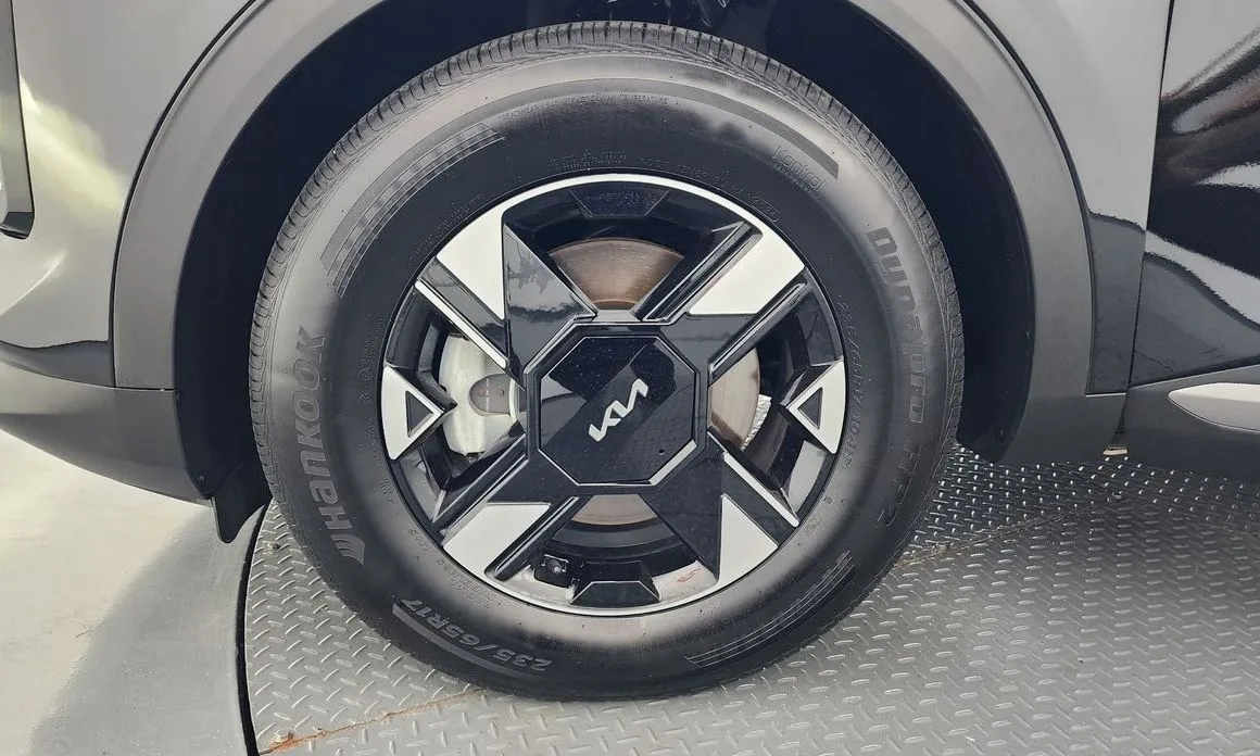 Kia Sportage — фото 10