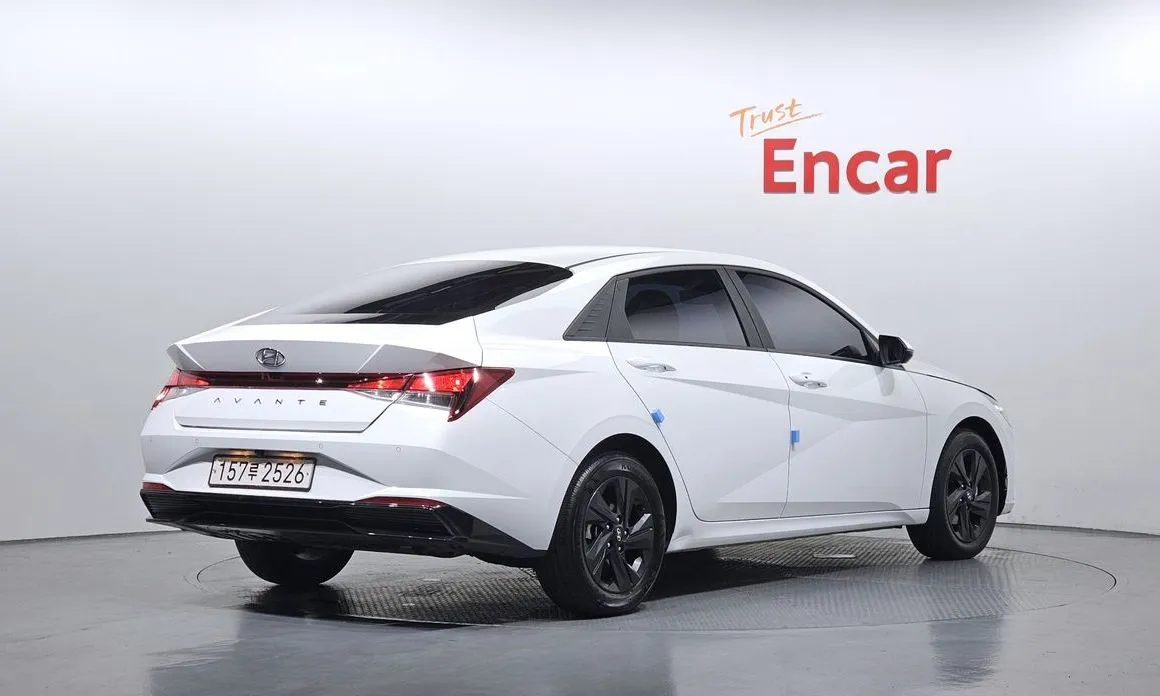Hyundai AVANTE — фото 2