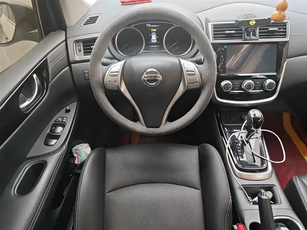 Nissan Tiida 2024 из CN, фото 10