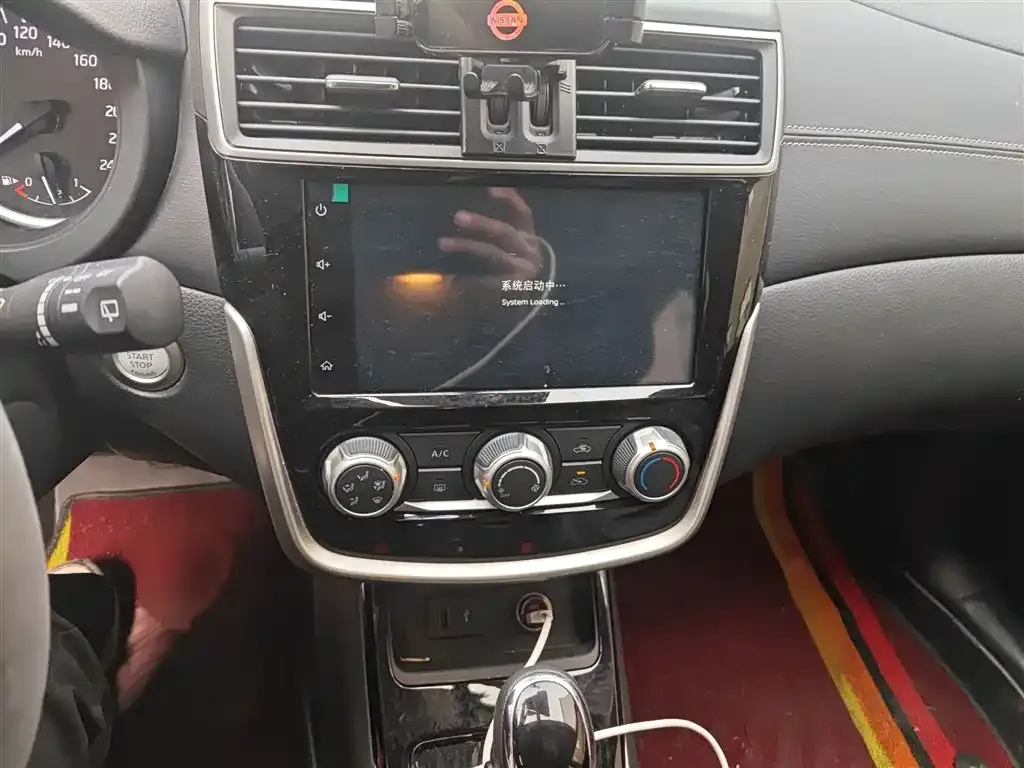 Nissan Tiida 2024 из CN, фото 9