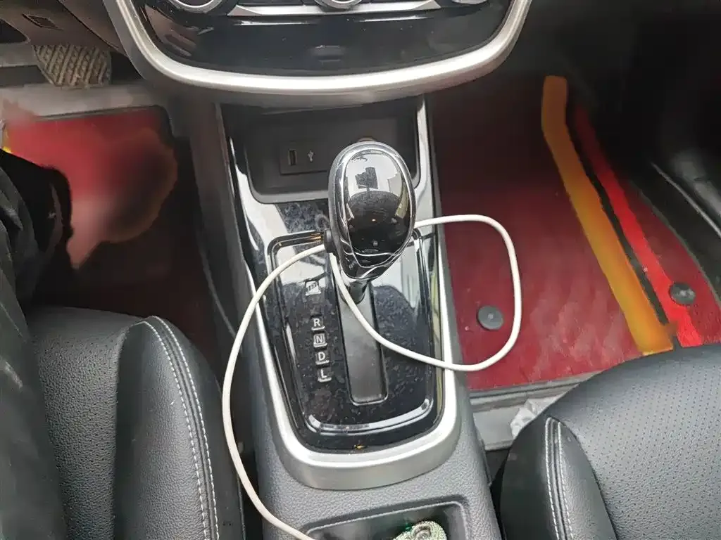 Nissan Tiida 2024 из CN, фото 6